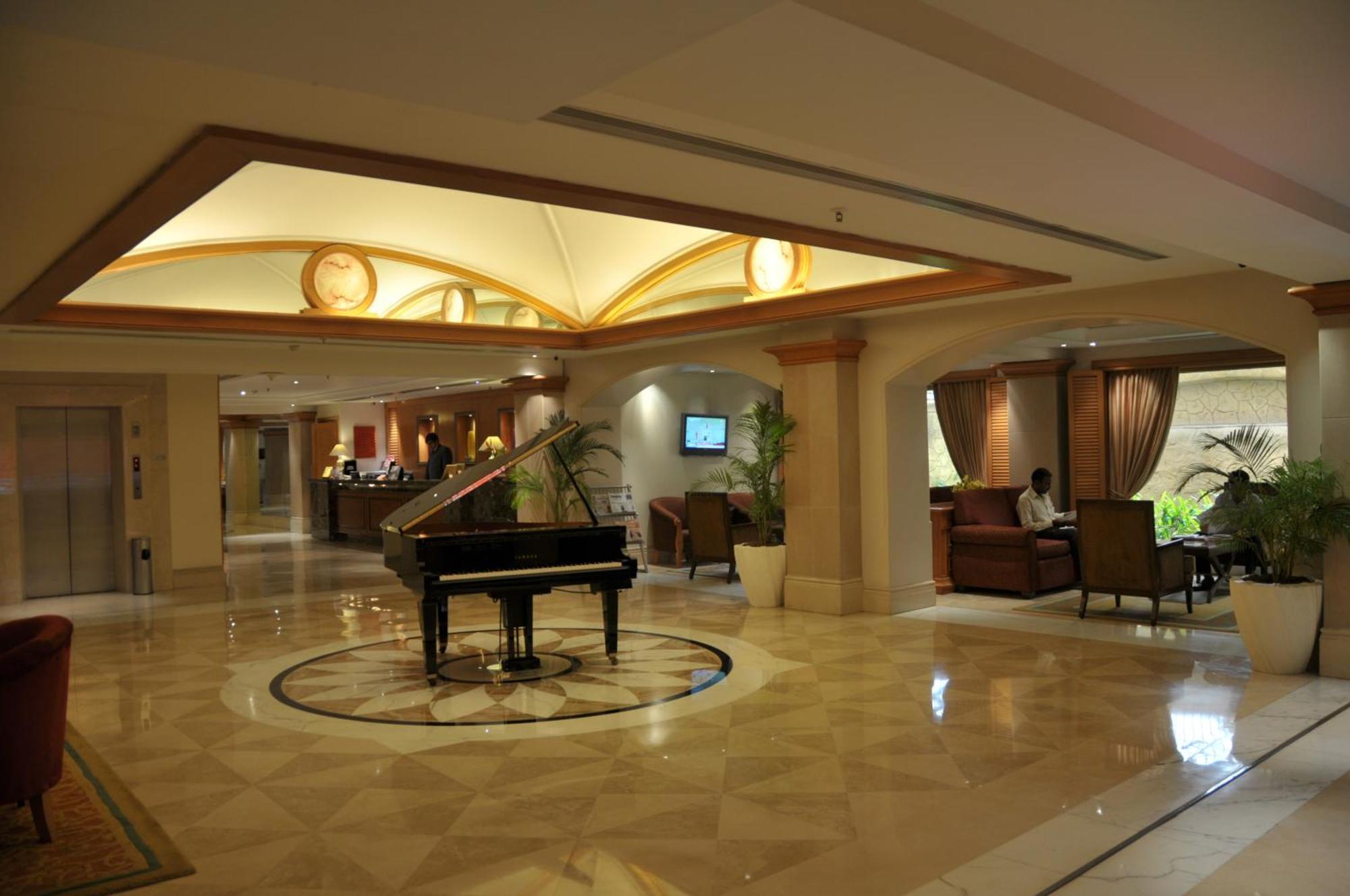 Ramada Plaza By Wyndham Palm Grove — Kuvat 3